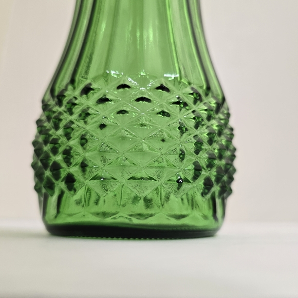 vintage Hoosier Emerald Green Glass Floral Bouquet Vase Diamond Cut Ribbed - Picture 8 of 16